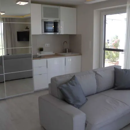 In - Balaton 27759 שיופוק