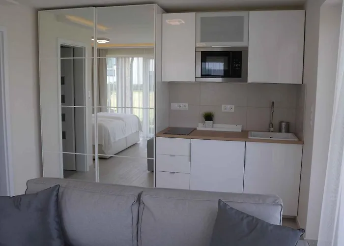 דירה In - Balaton 27759 שיופוק