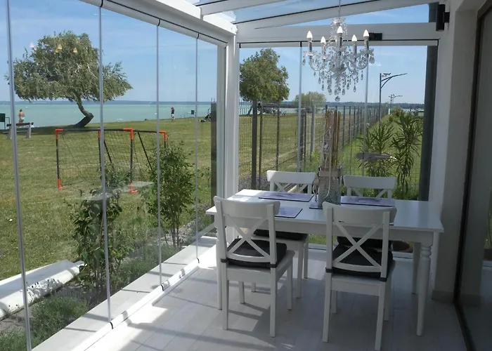 In - Balaton 27759 *